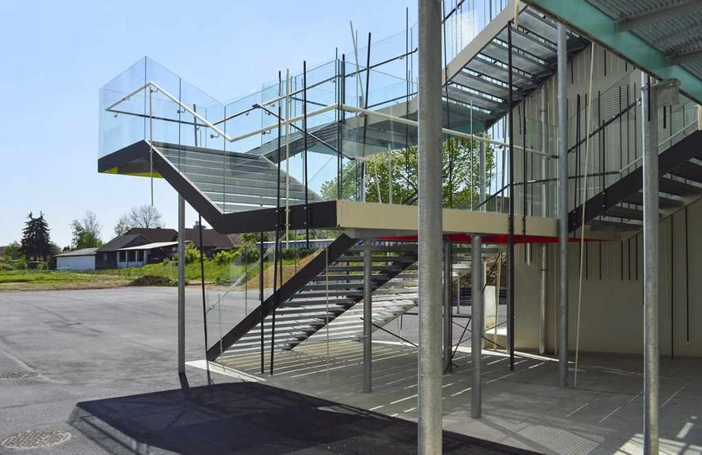 Ziersdorfer Treppe, Kunst am Bau, Ines Hochgerner